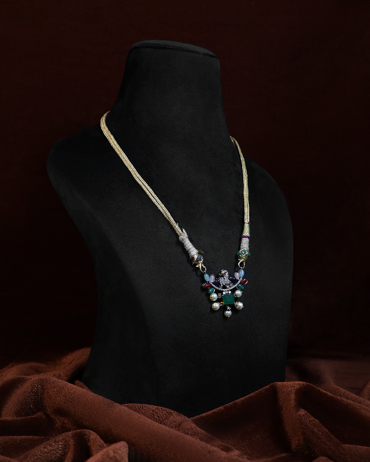 Multicolour Parrot Necklace with Pearls and Emerald