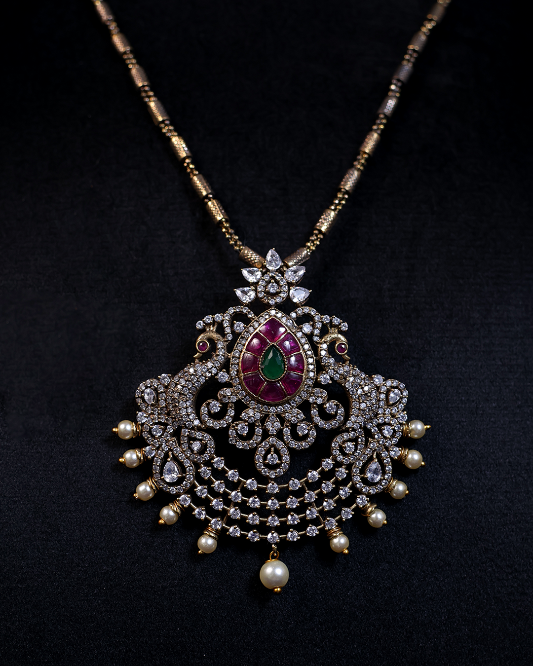 Ruby Green Kundan Necklace with Pearl Detailing