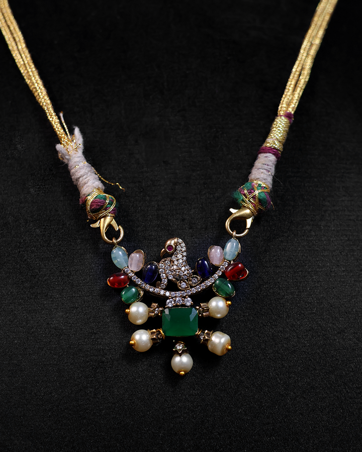 Multicolour Parrot Necklace with Pearls and Emerald