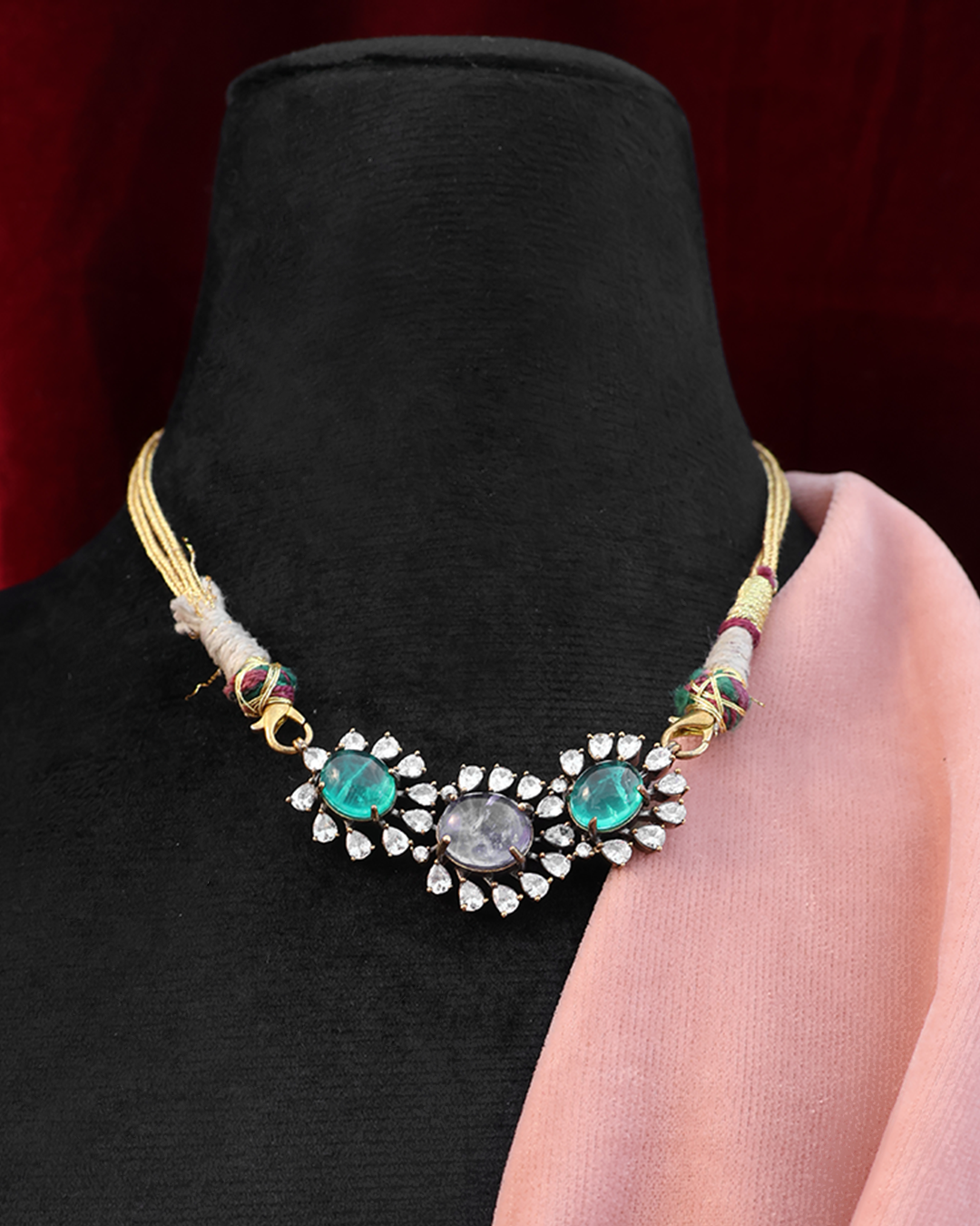 Icy Radiance Thread Necklace – Minimal Yet Magical