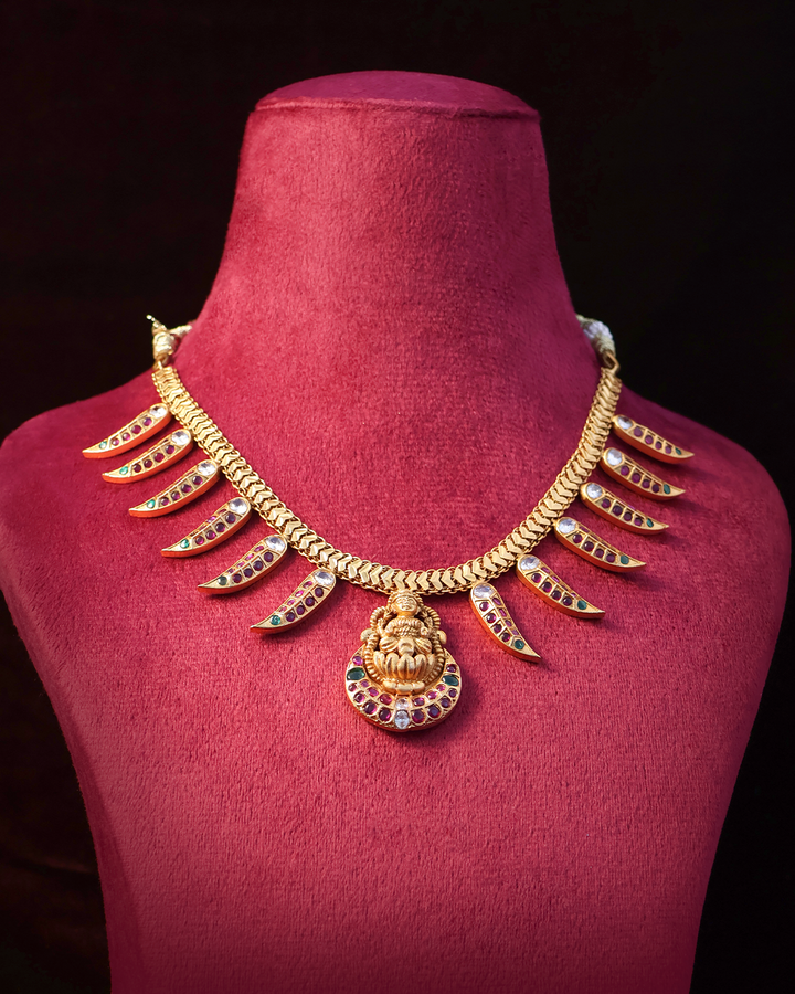 Temple Heritage Gold Set