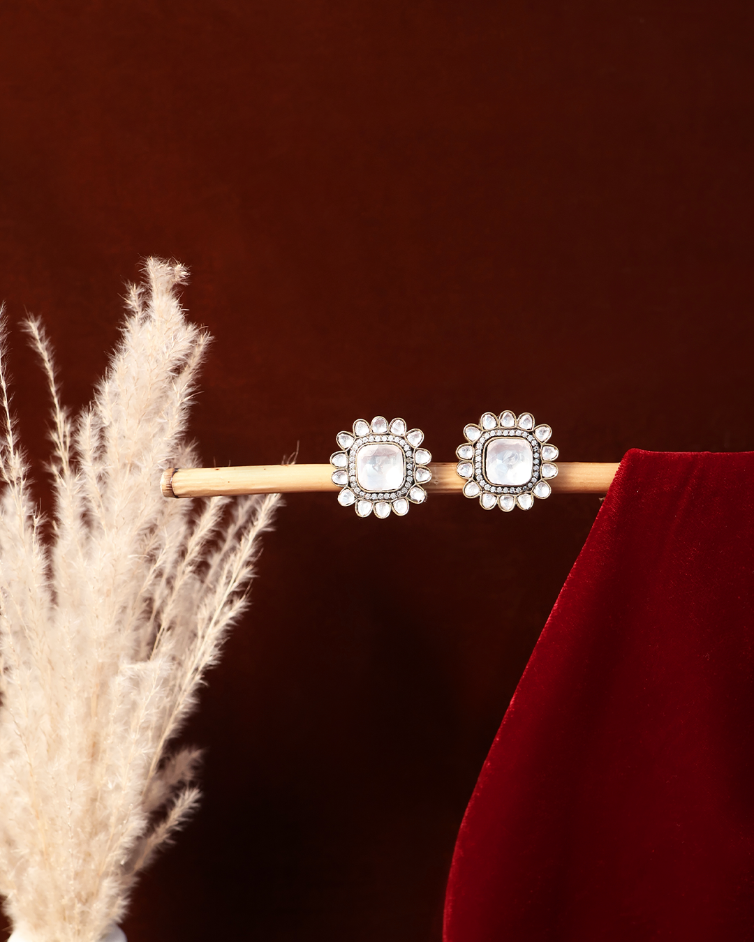 Ivory Stone Studs with Kundan Floral Frame
