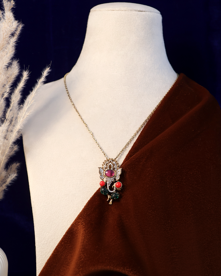 Antique Ruby Green Drop Necklace with Kundan Detailing