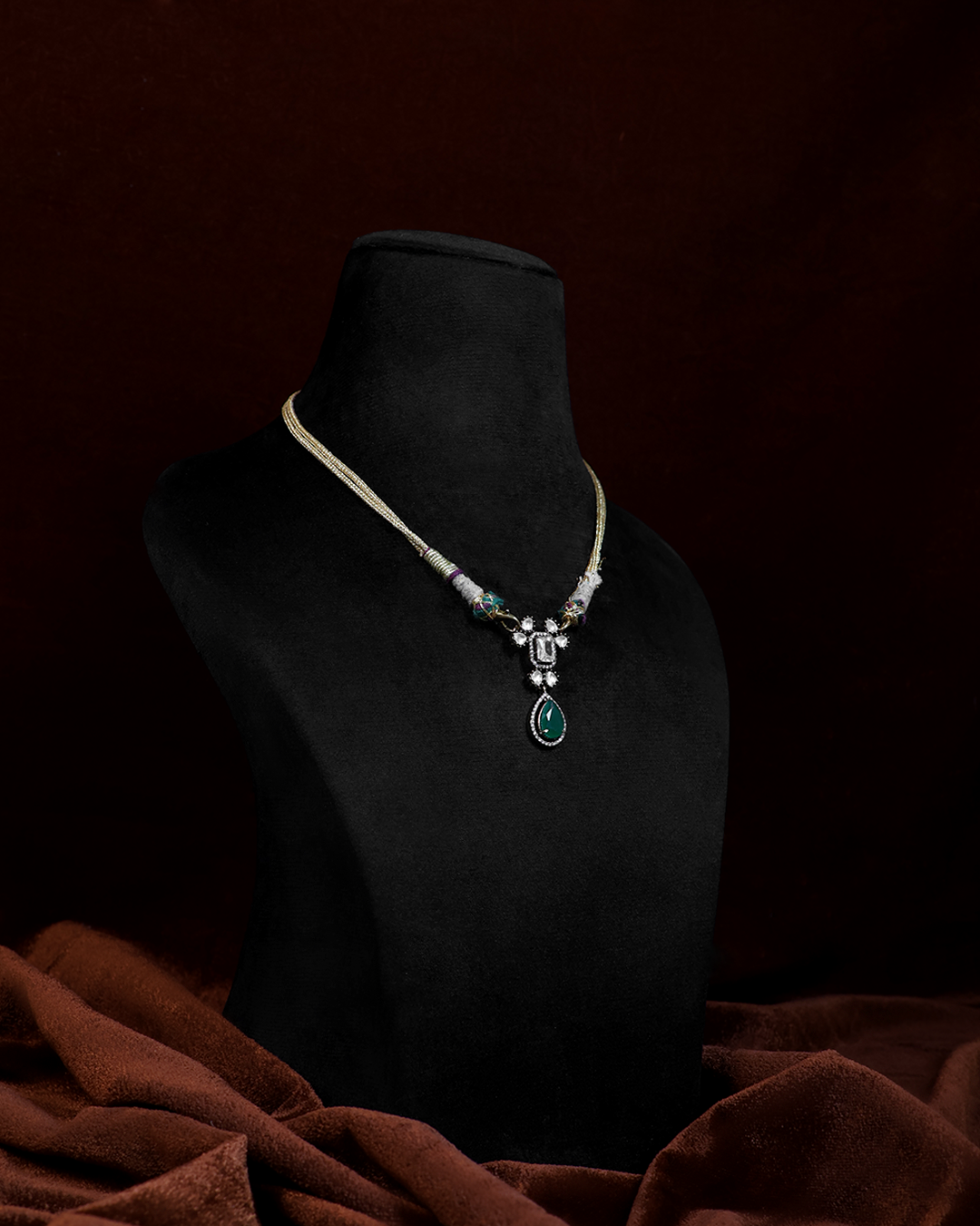 Emerald Teardrop Necklace with Polki Highlights