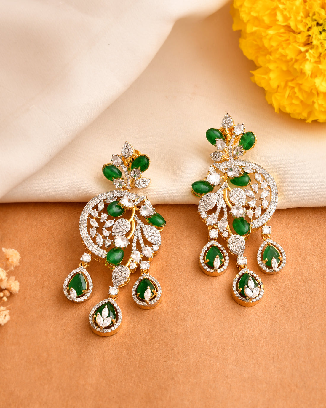 Emerald Devi Necklace Set