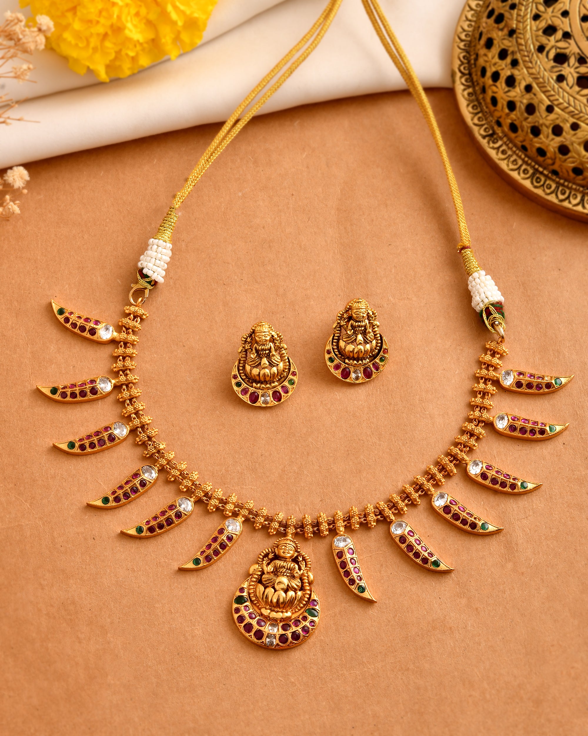 Temple Heritage Gold Set