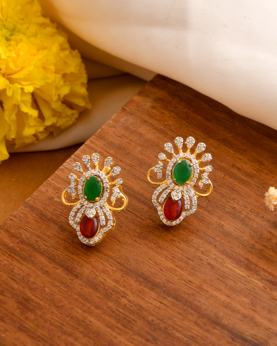 Madhuri Pearl Necklace Set