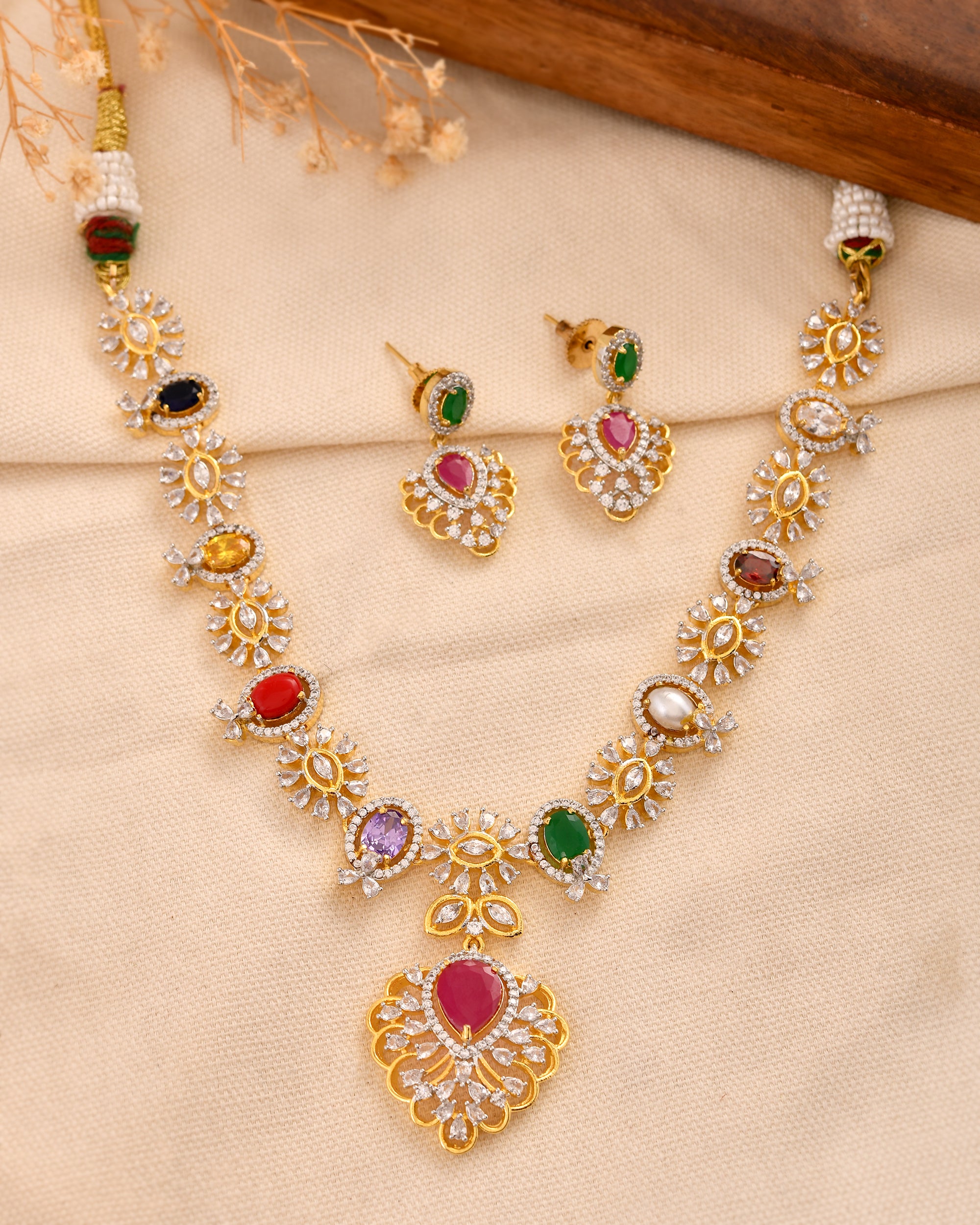 Navratna Glow Necklace Set