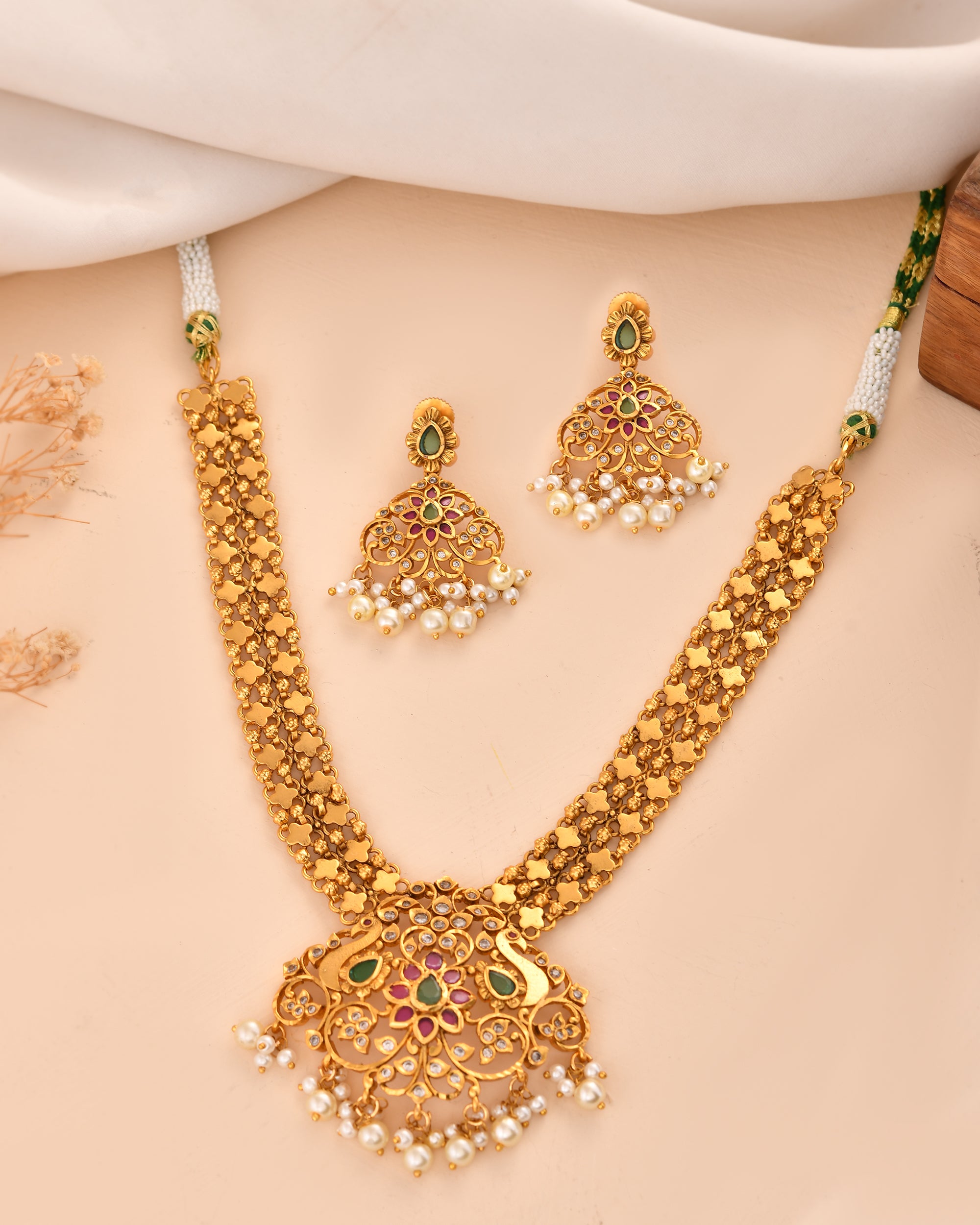 Gul Meher Necklace Set
