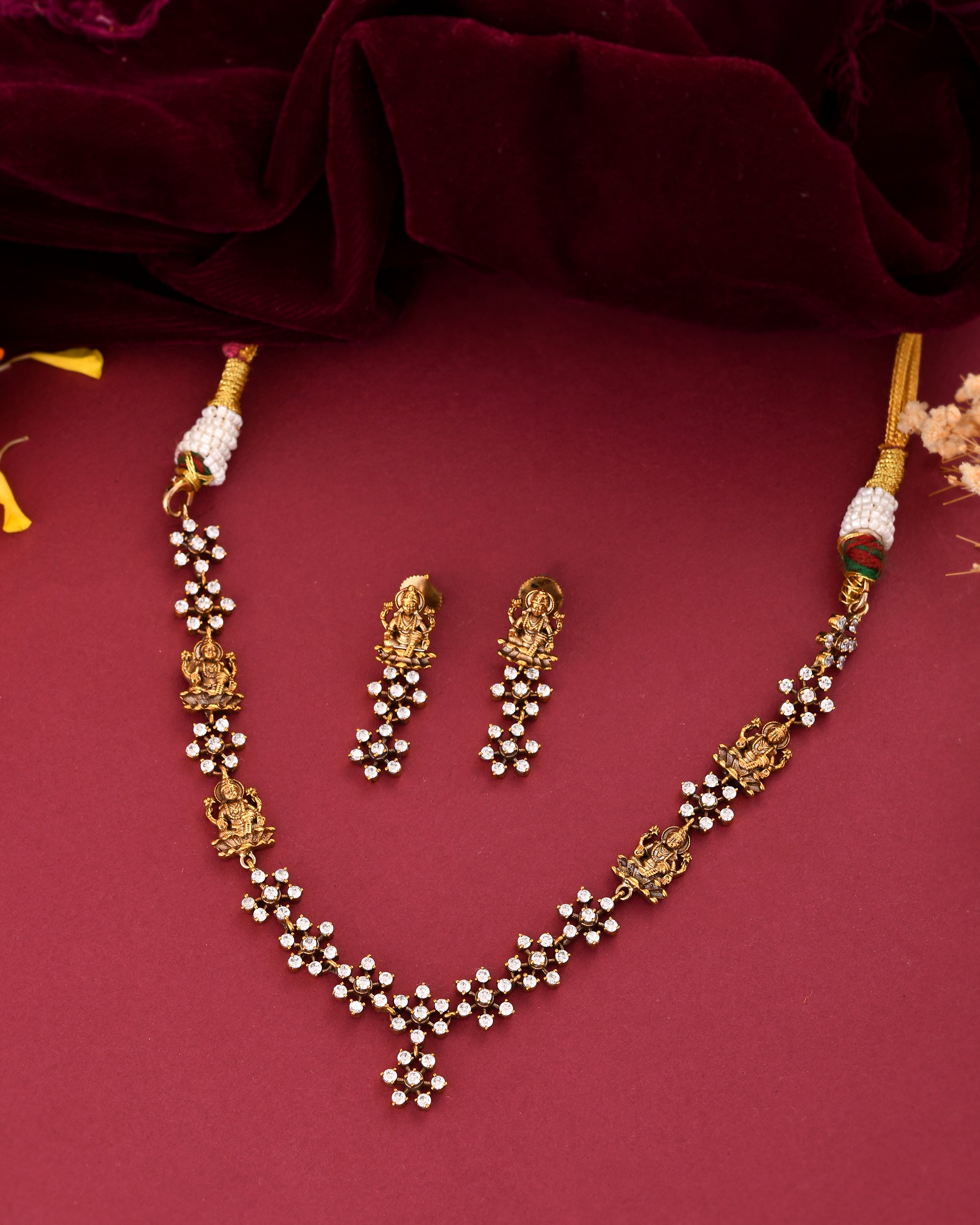 Floral Diamond Necklace Set