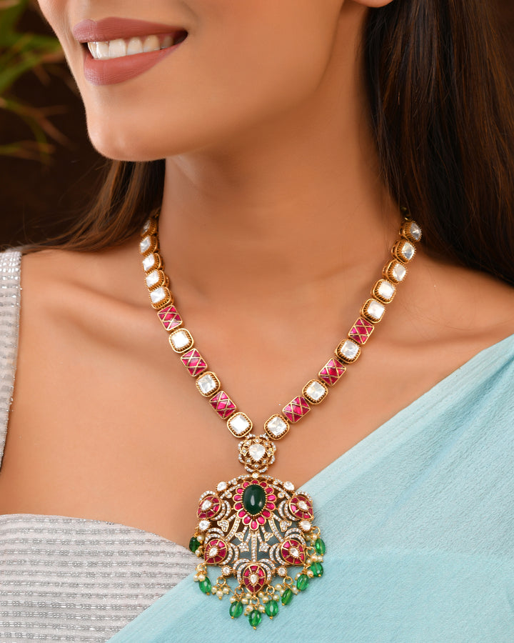 Kundan Pendant Necklace with Green & Magenta Detailing