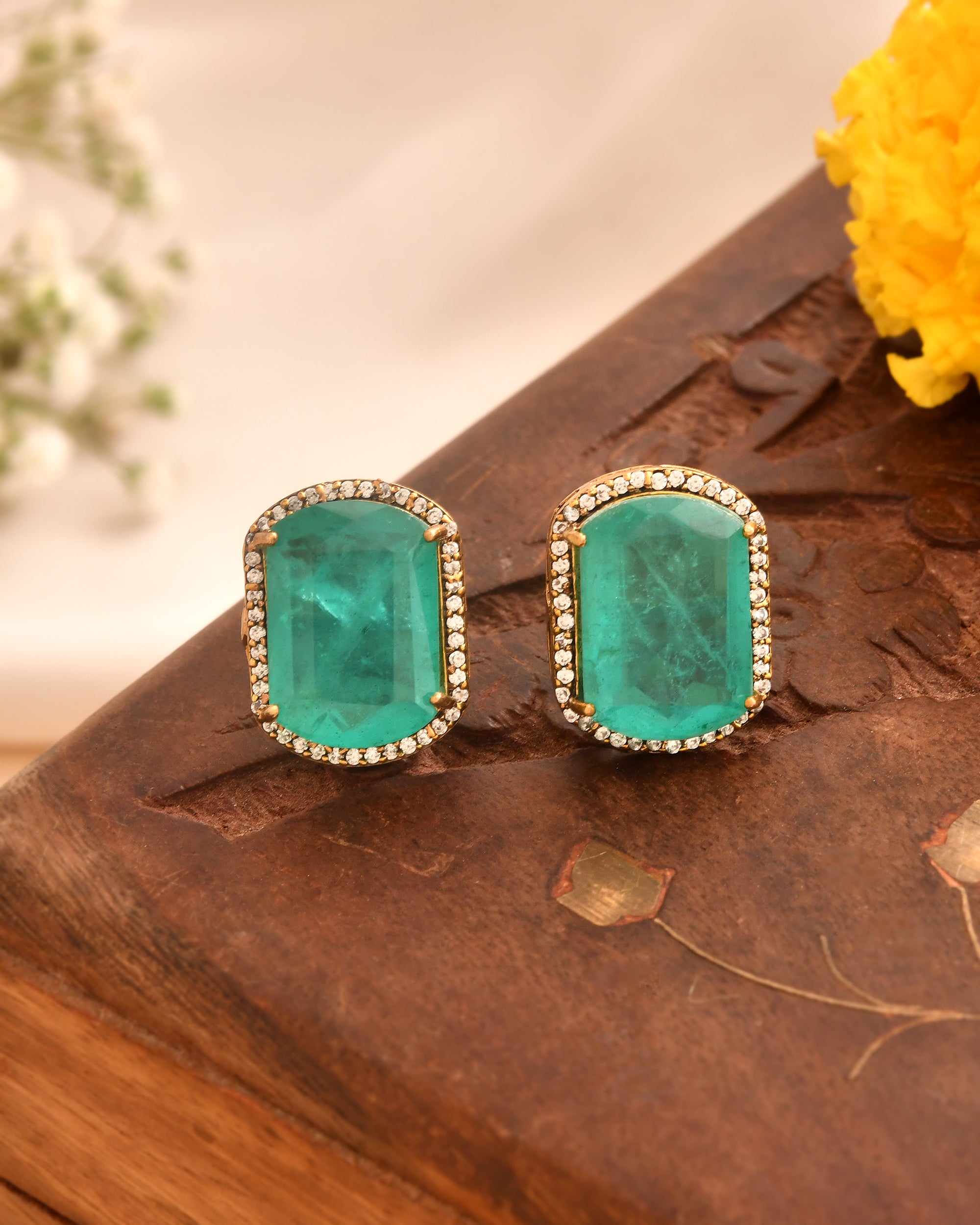 Aabha Green Grace Set