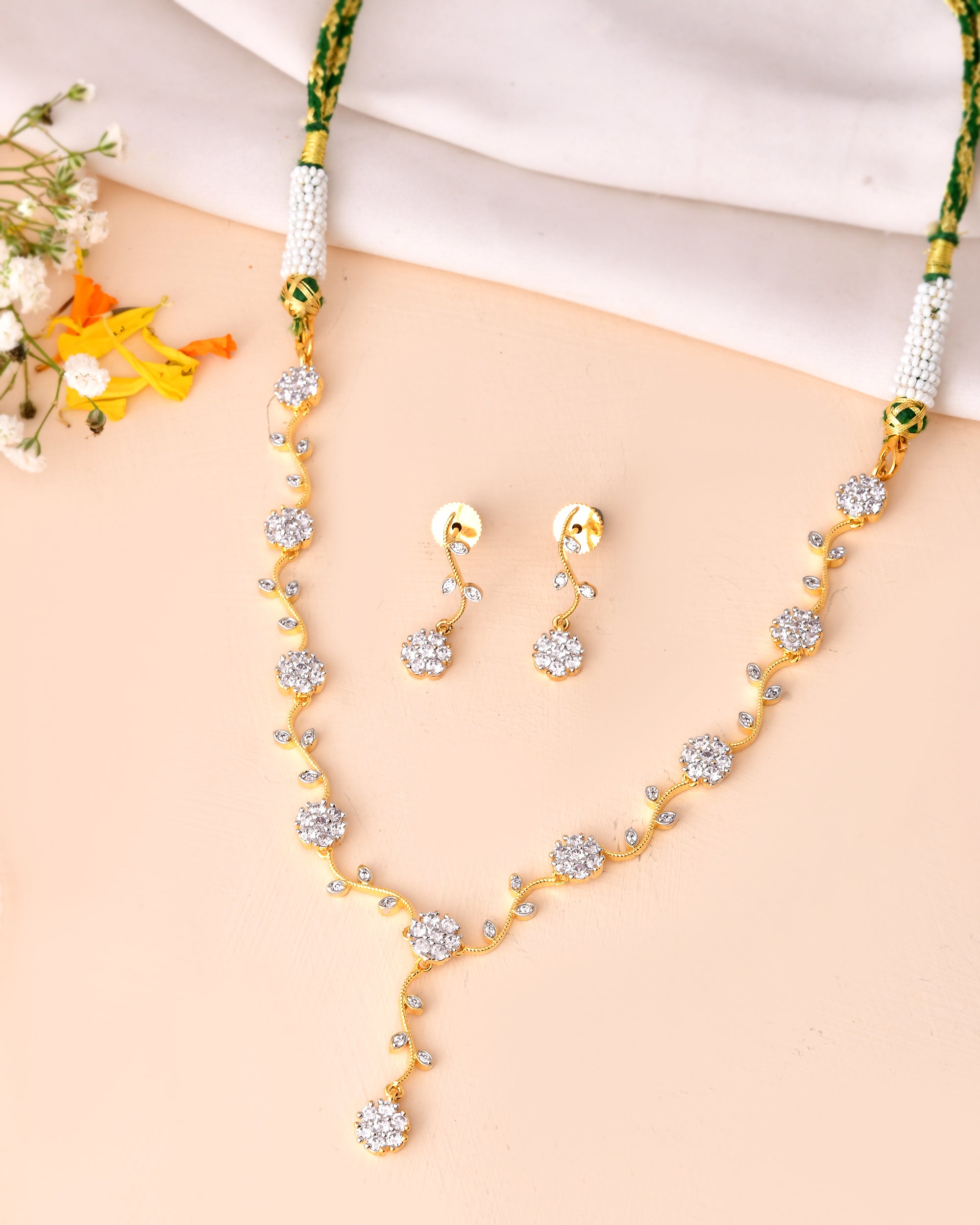 Aarika Floral Drop Set