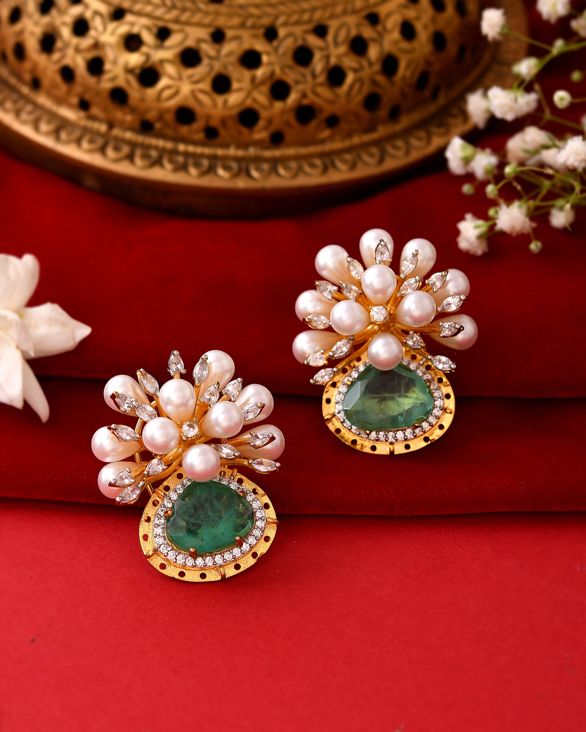 The Panna Moti Pushp Set