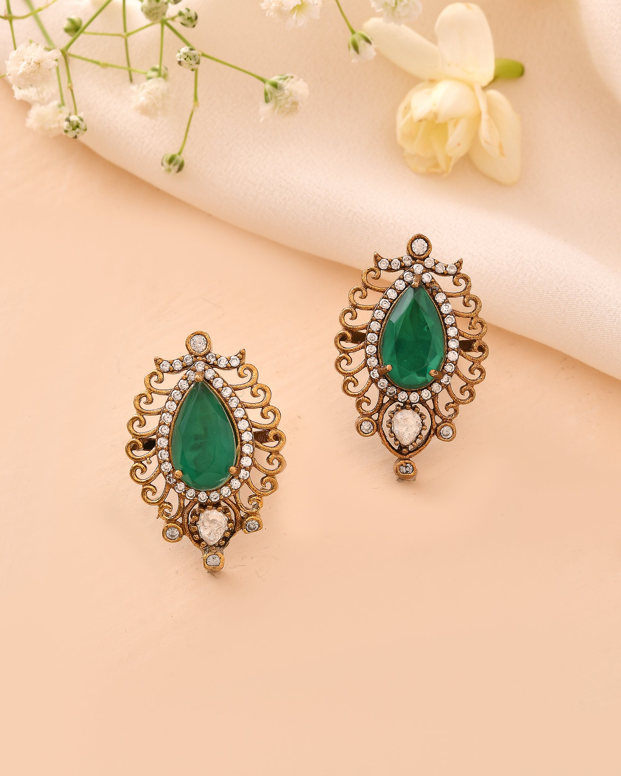 The Panna Mehrab Rajsi Set