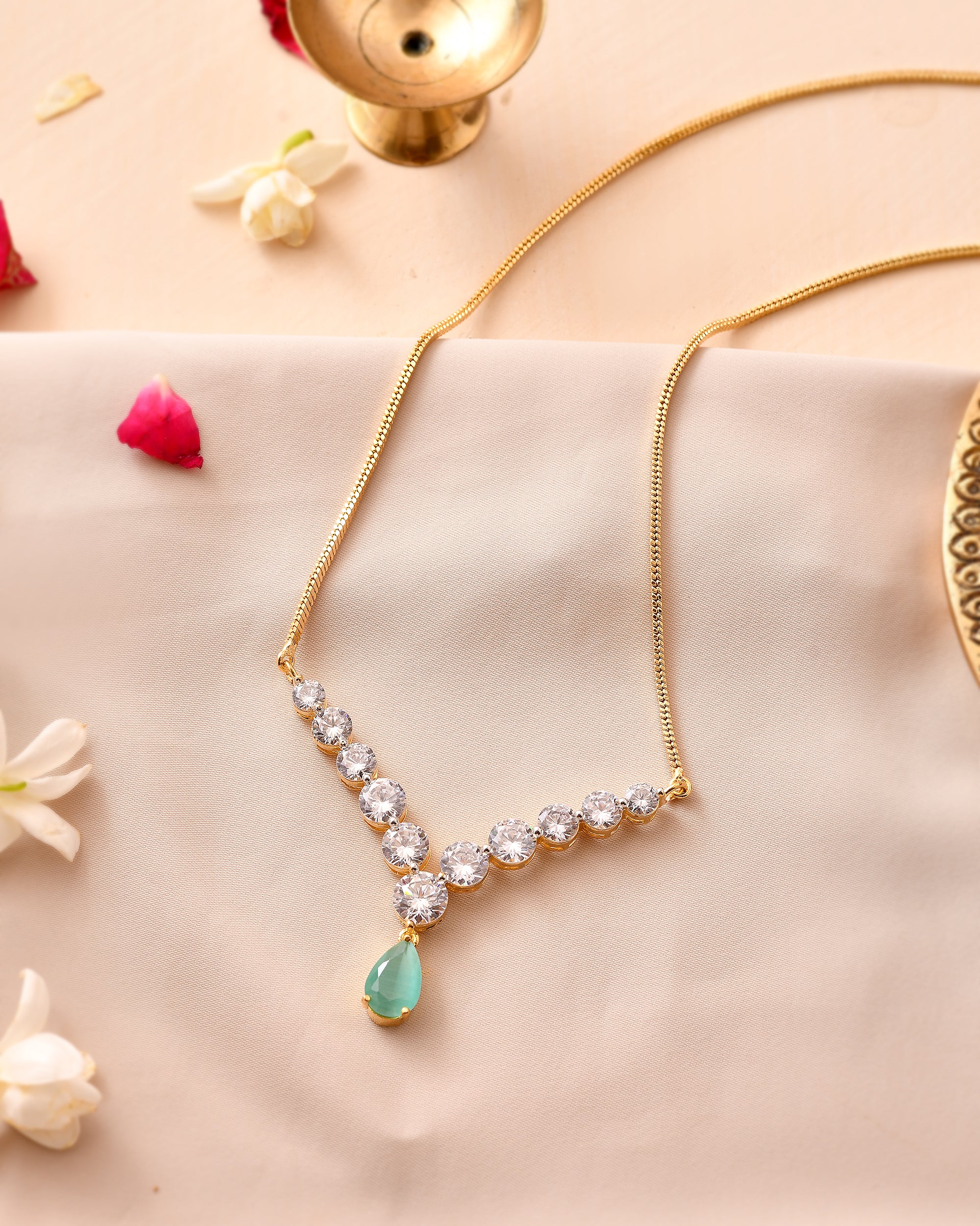 The Mehrunisa Aqua Noor Necklace