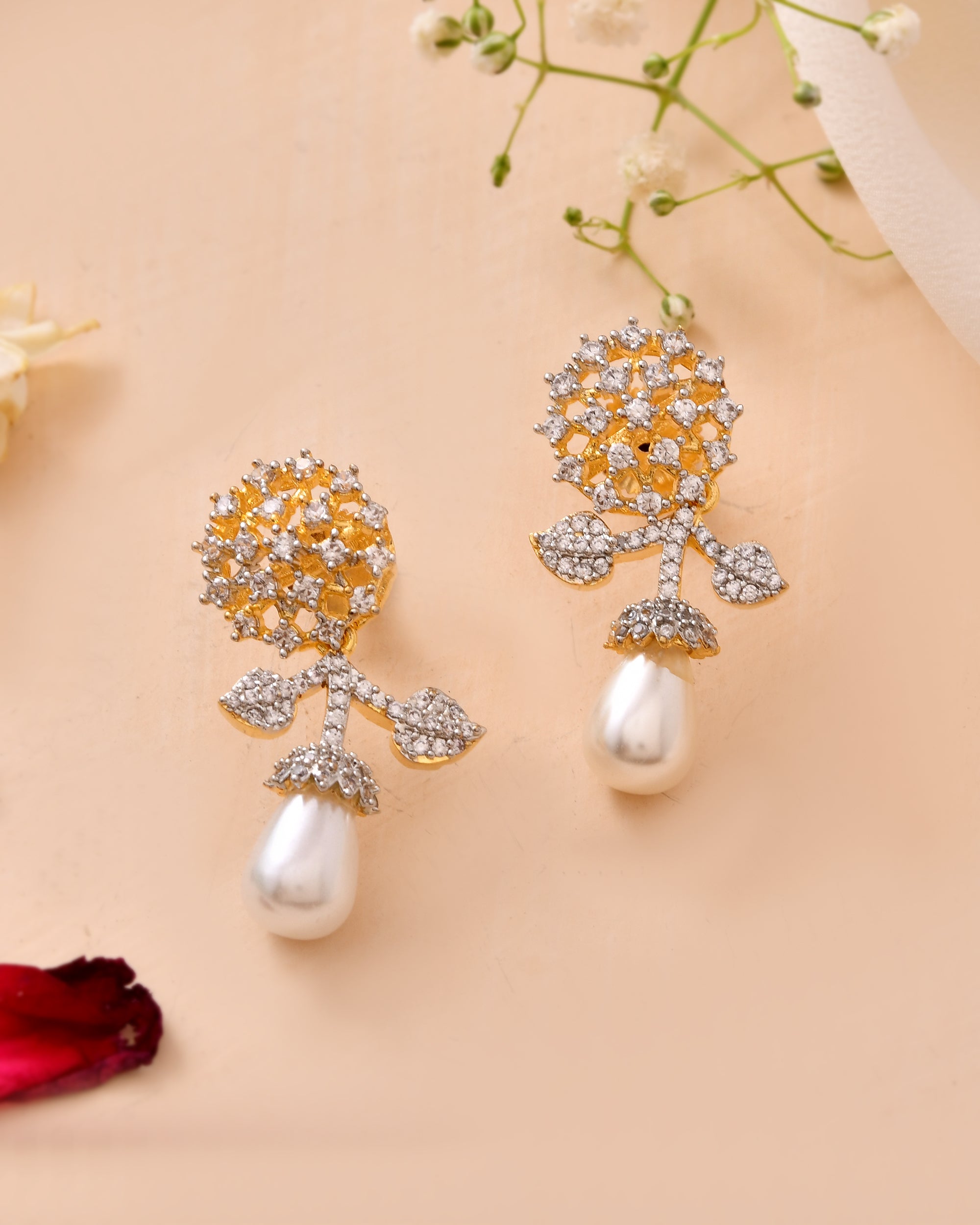 The Gulnaar Navrang Jewellery Set
