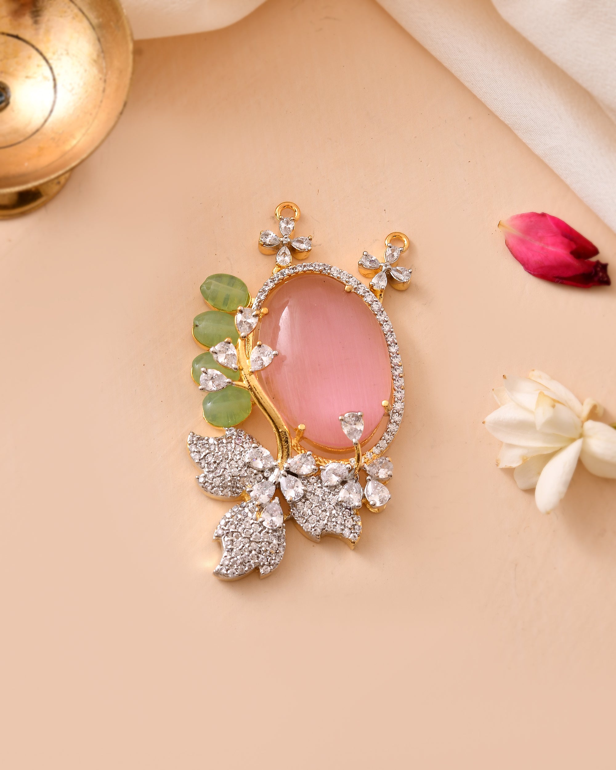 The Padmaraga Valli Pendant