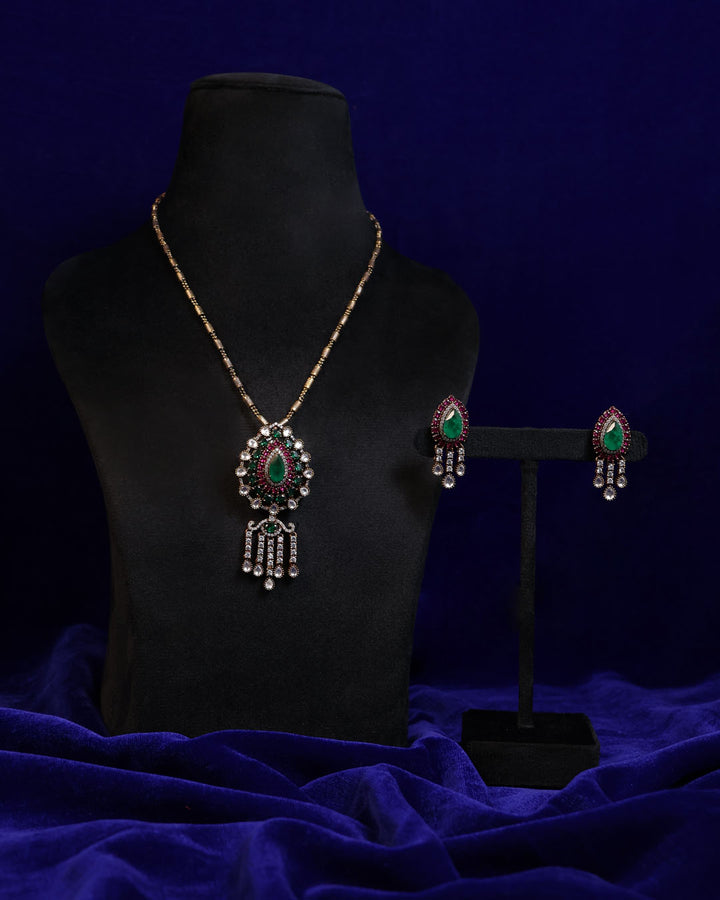 Regal Teardrop Set — Necklace + Earrings
