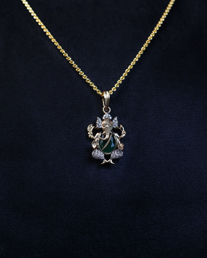 Ganesh Pendant Set with Minimal Detailing