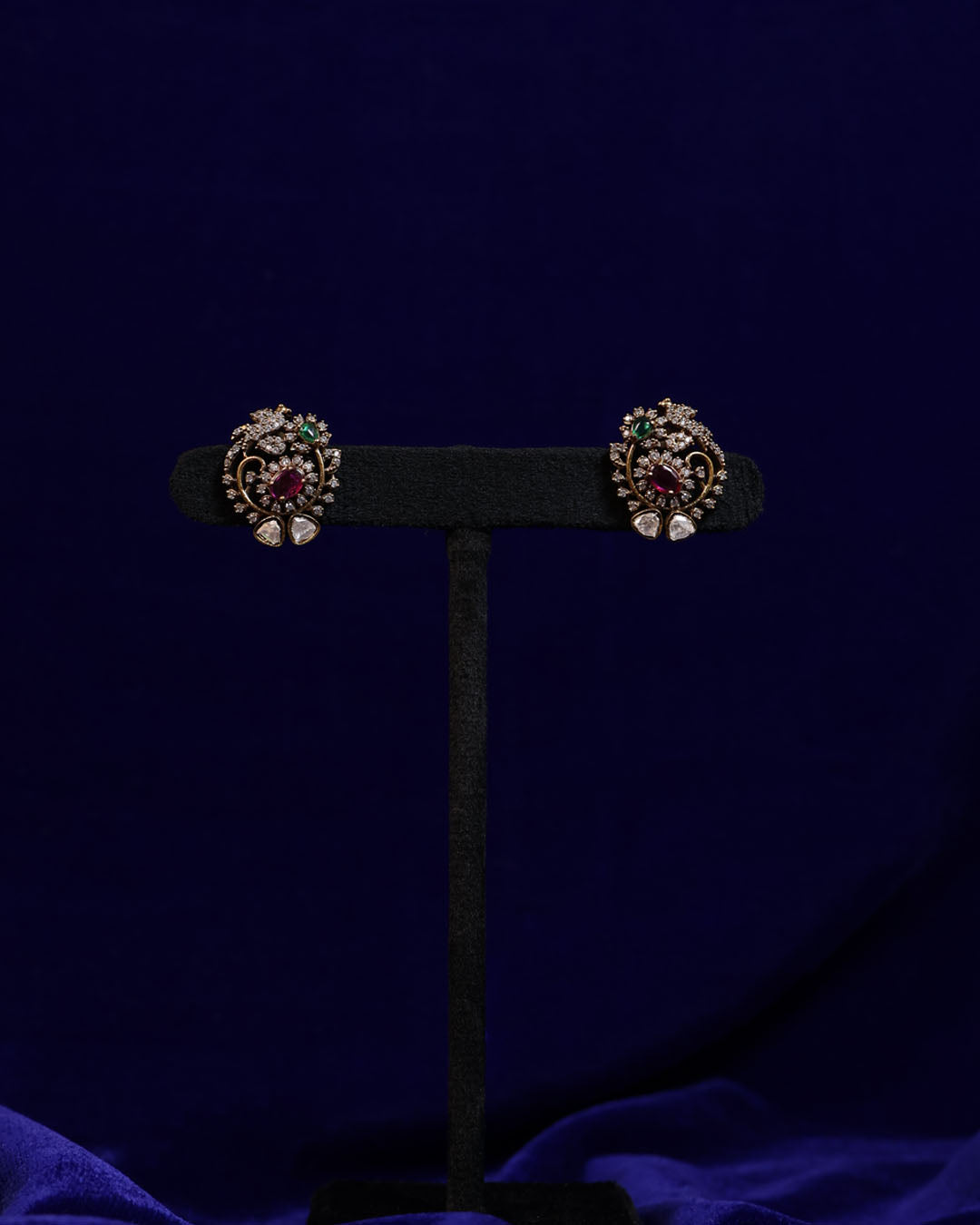 Crimson Bloom Set — Necklace + Earrings